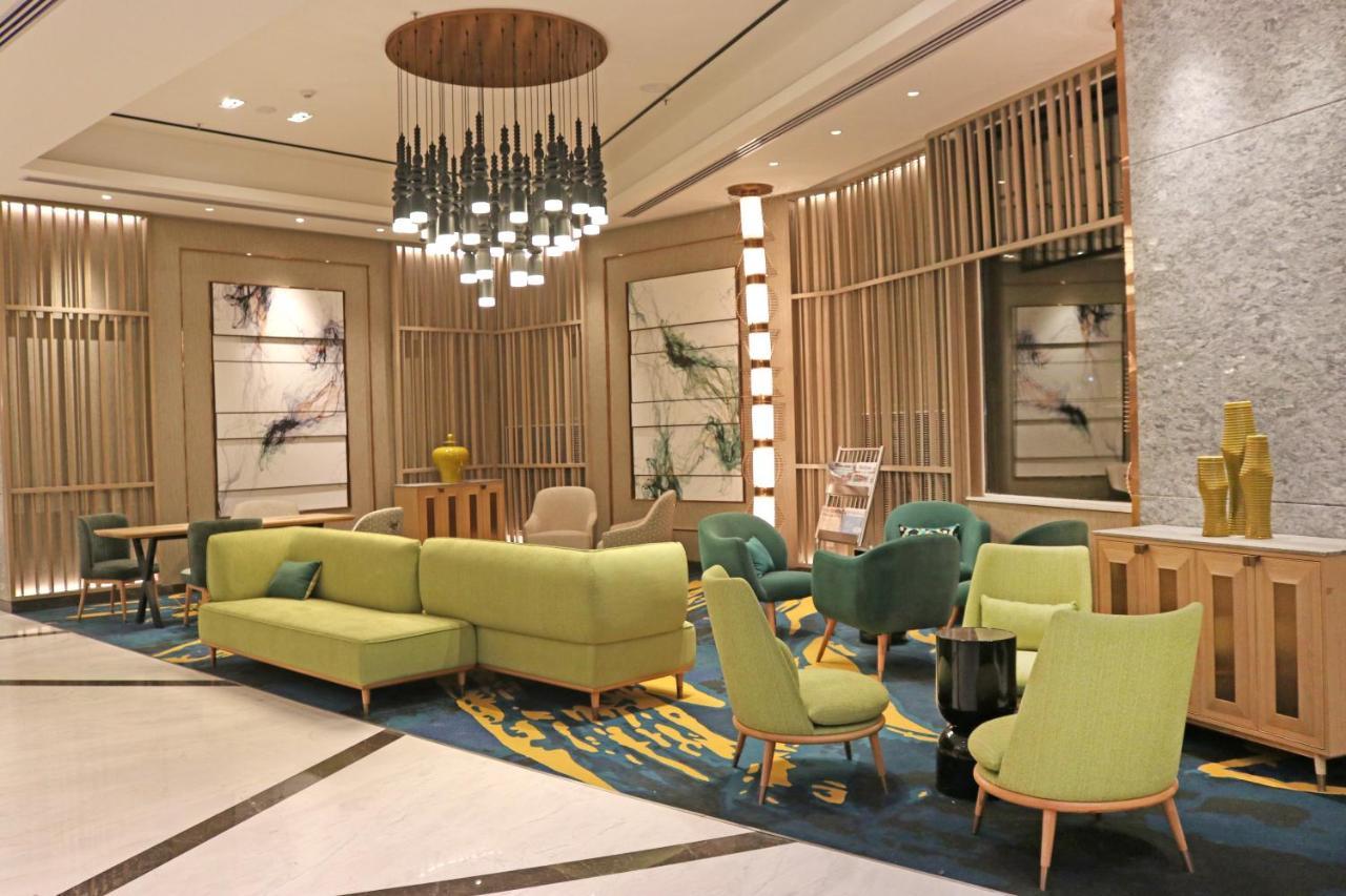 Holiday Inn Chandigarh Zirakpur By Ihg Exterior foto