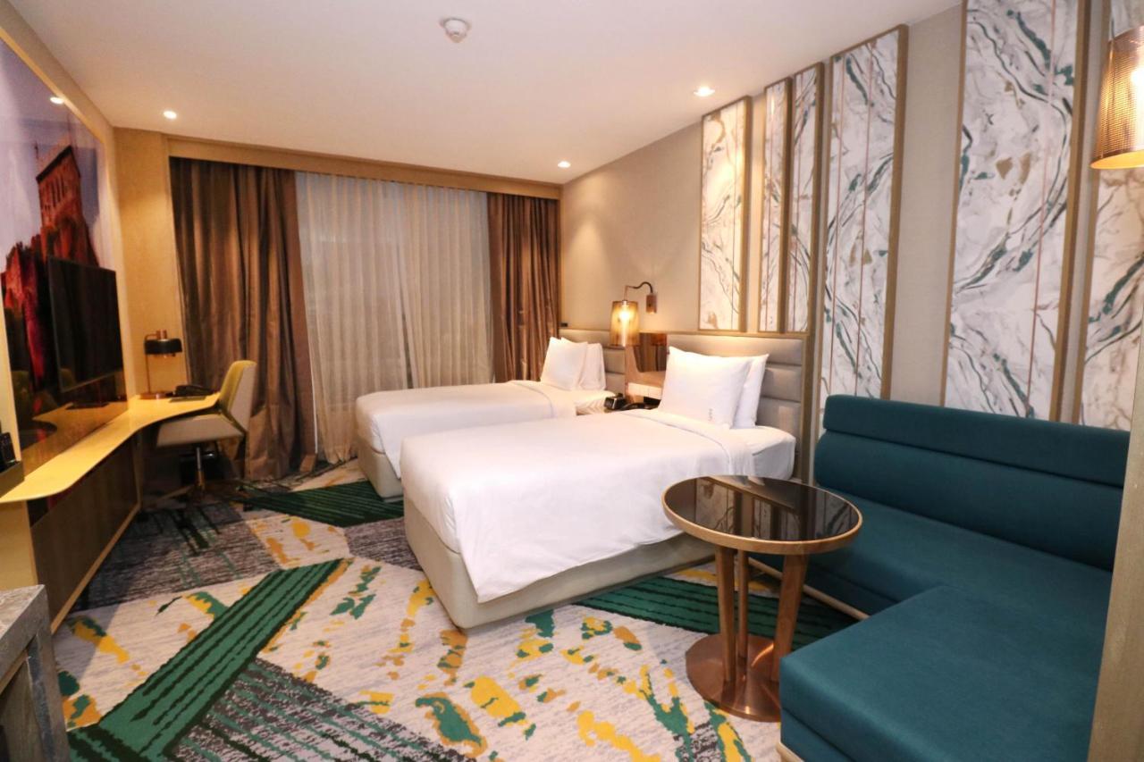 Holiday Inn Chandigarh Zirakpur By Ihg Exterior foto