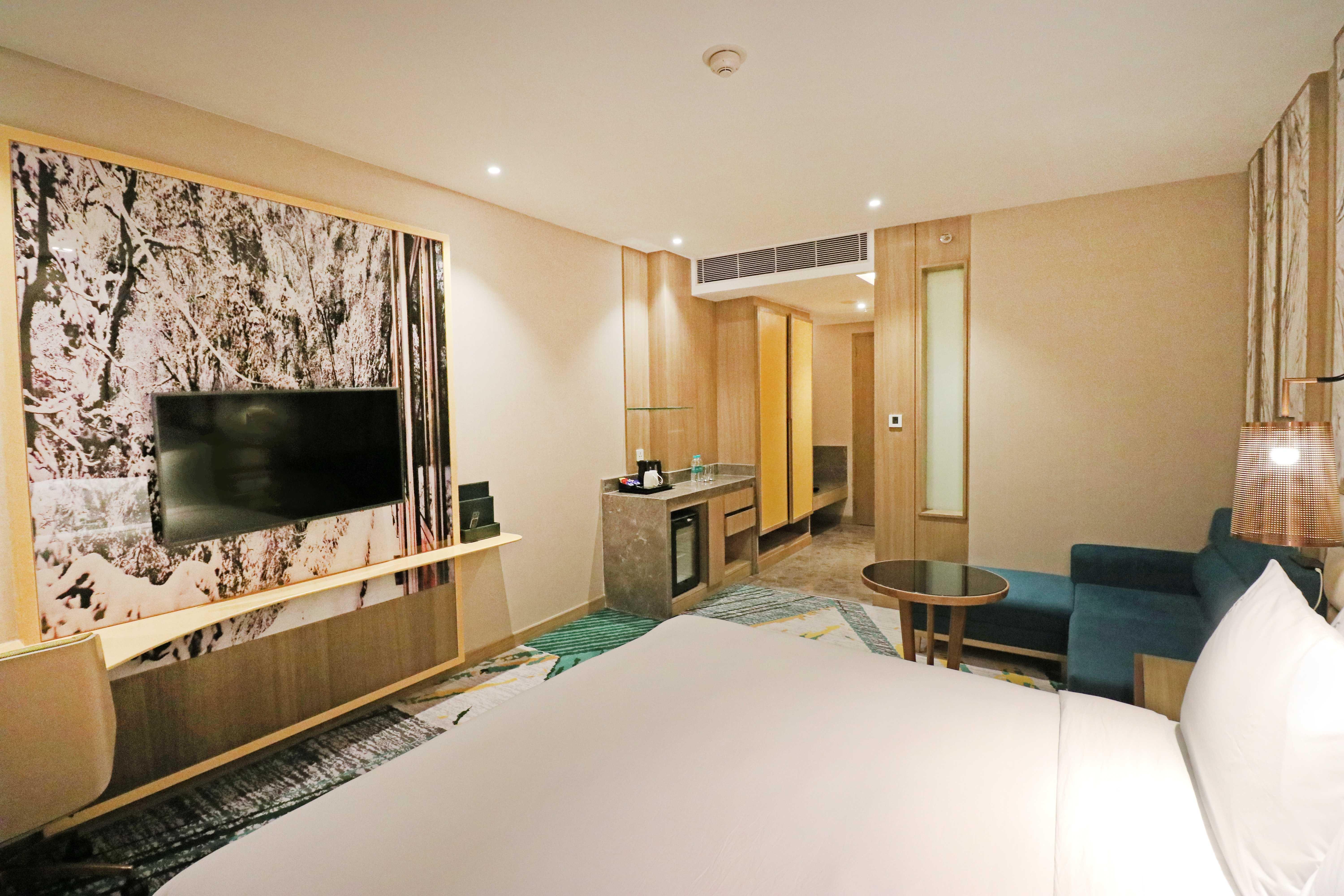 Holiday Inn Chandigarh Zirakpur By Ihg Exterior foto