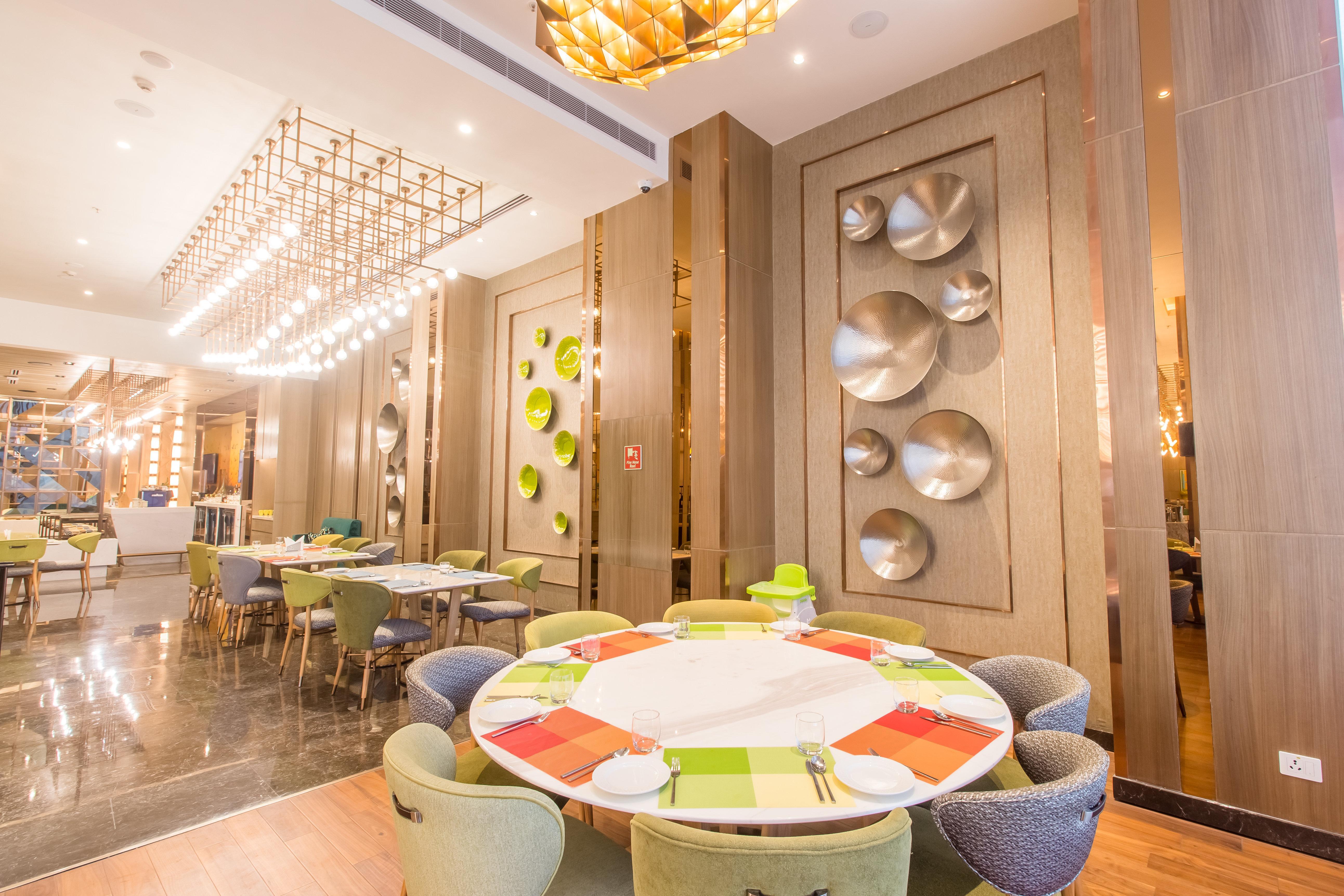 Holiday Inn Chandigarh Zirakpur By Ihg Exterior foto